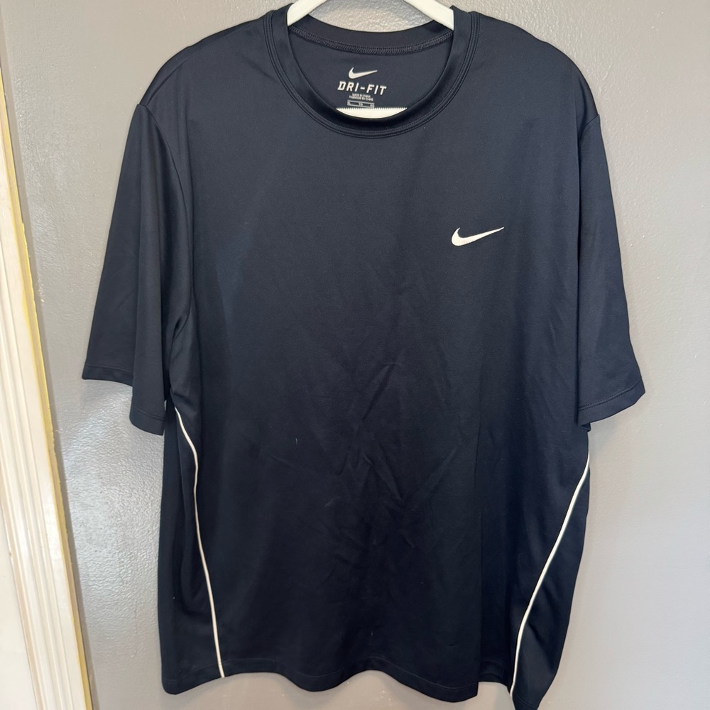 Nike Men's Navy Blue Dri-FIT Short Sleeve Tee Duke